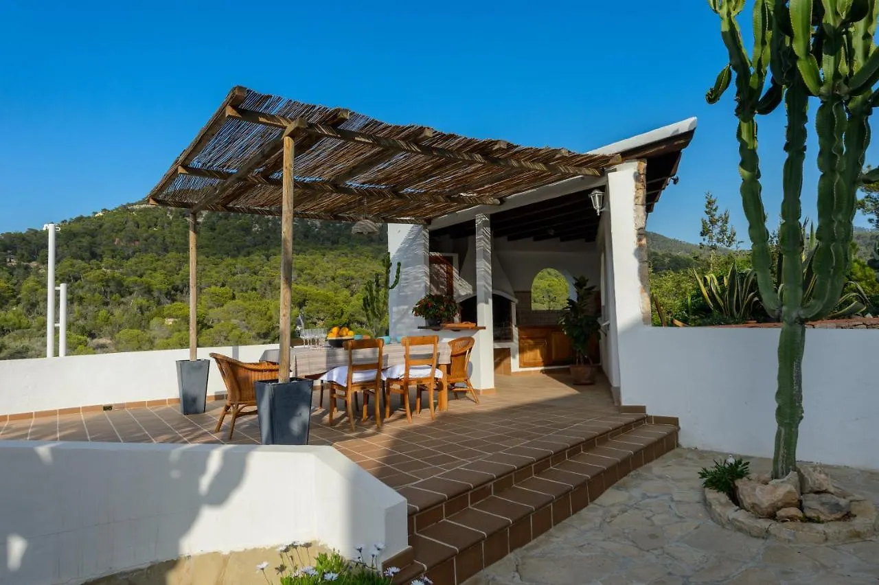 Can Costa Cala Vadella  0*, Cala Vadella (Ibiza) Spain
